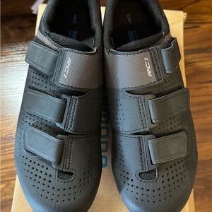 New Black Cycling Shoes